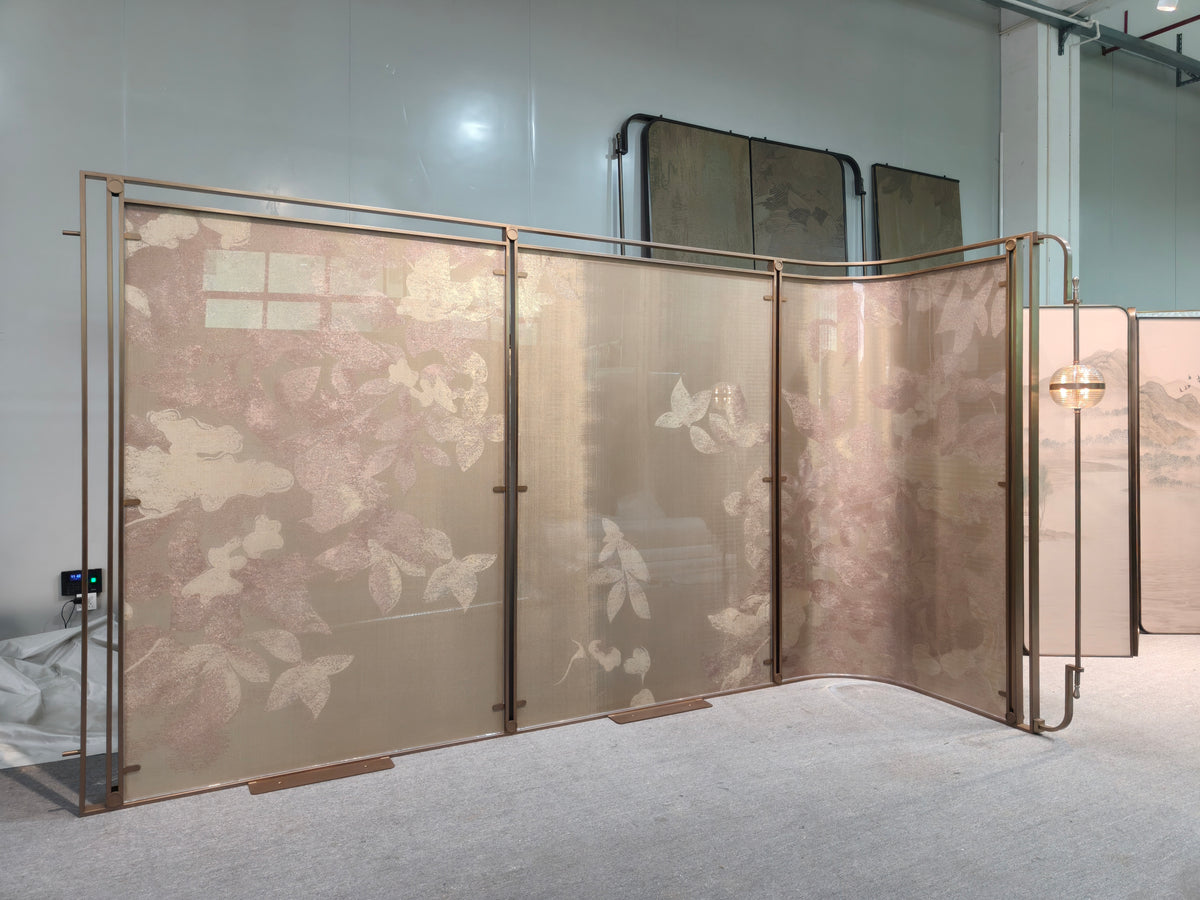 Modern Luxury- glass with metal wire screen