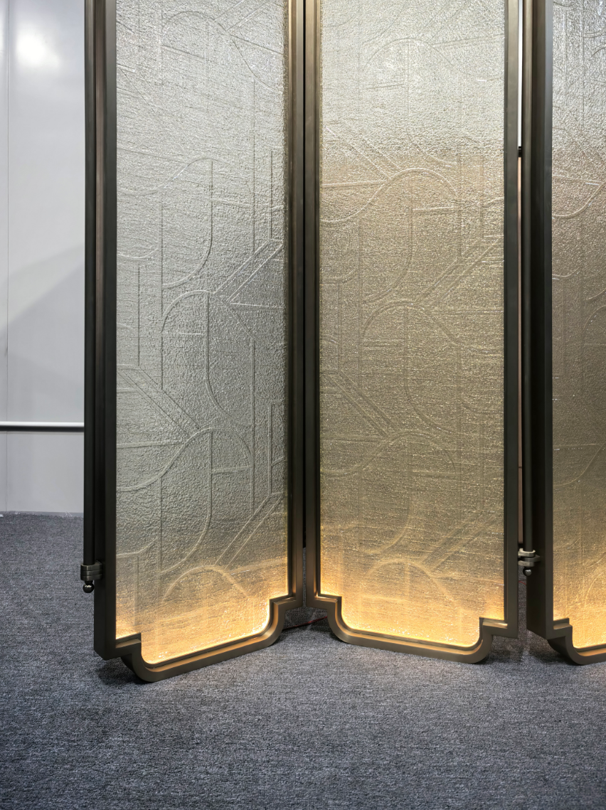 Modern Luxury-Art glass with metal wire screen