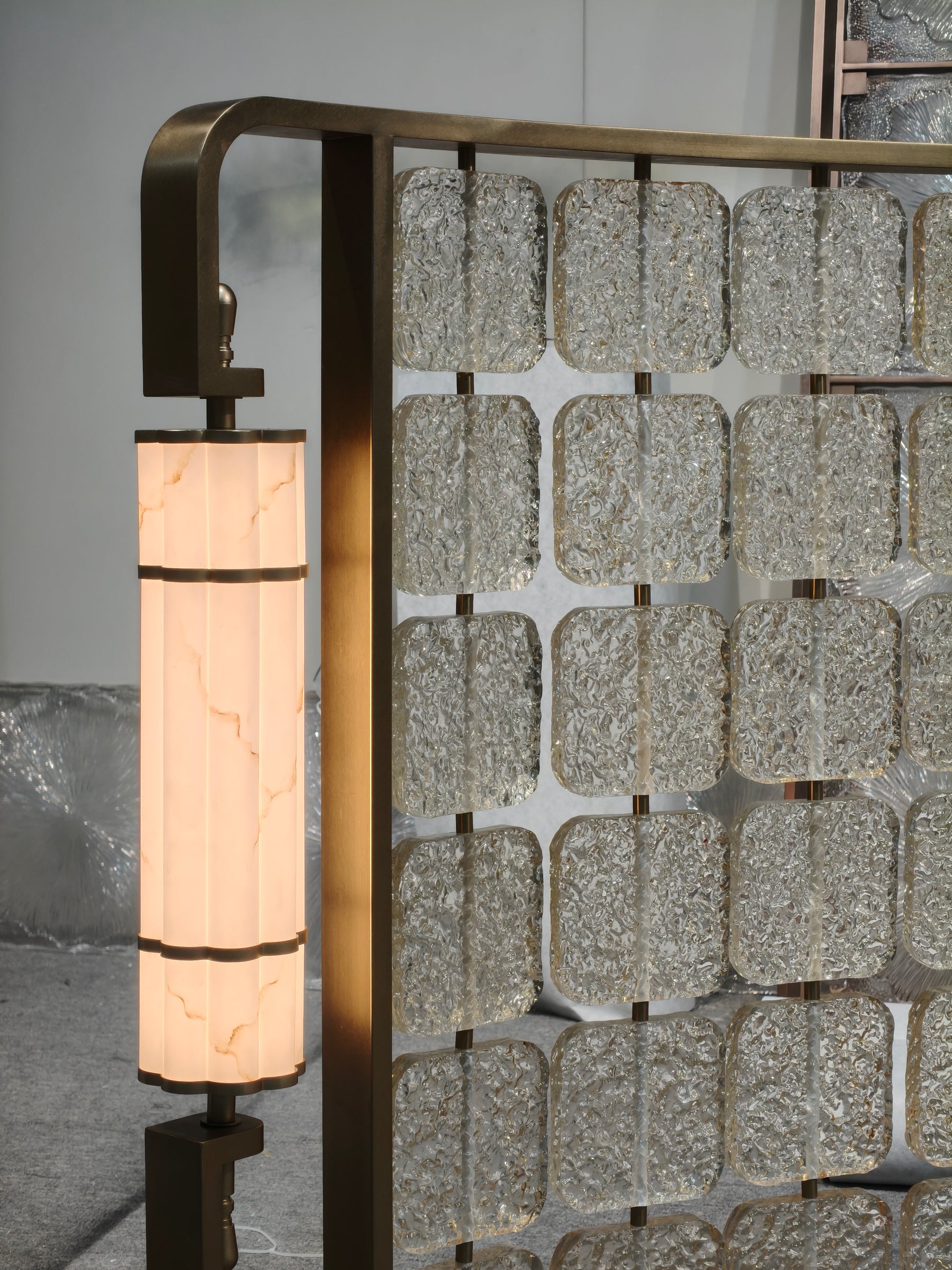 Modern Luxury-Textured Glass Screen