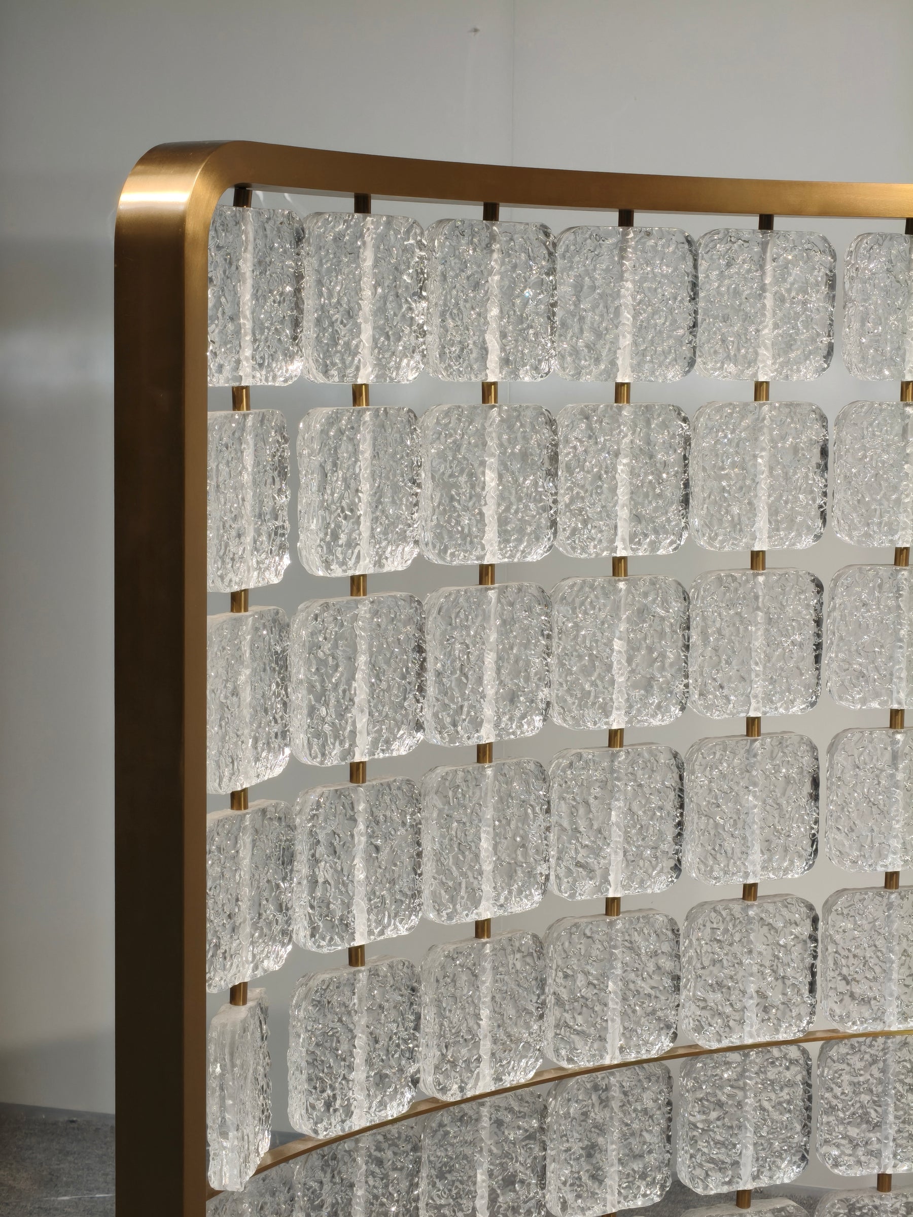 Modern Luxury-Textured Glass Screen