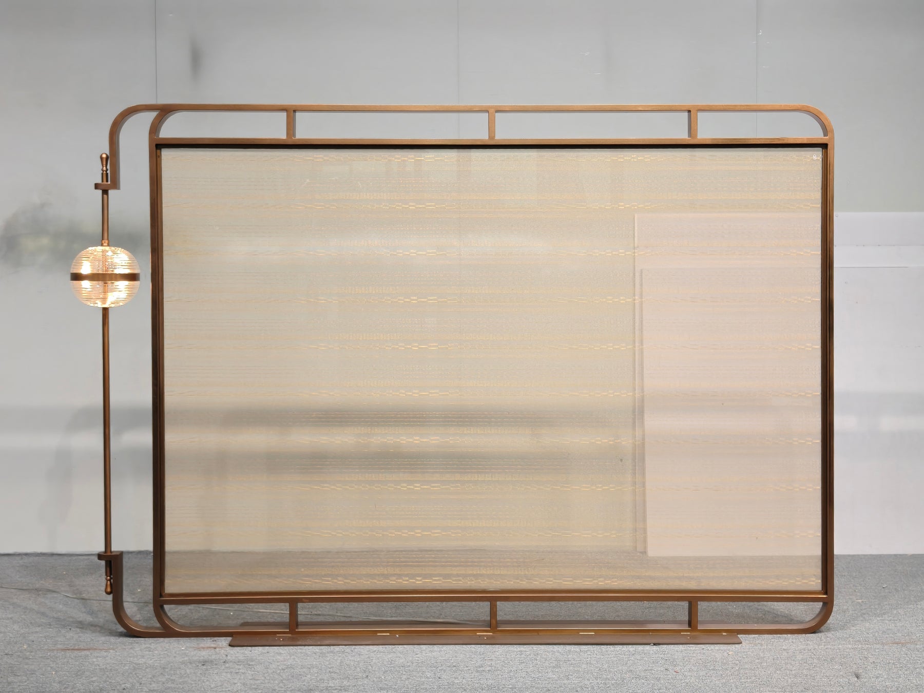 Modern Luxury- glass with metal wire screen