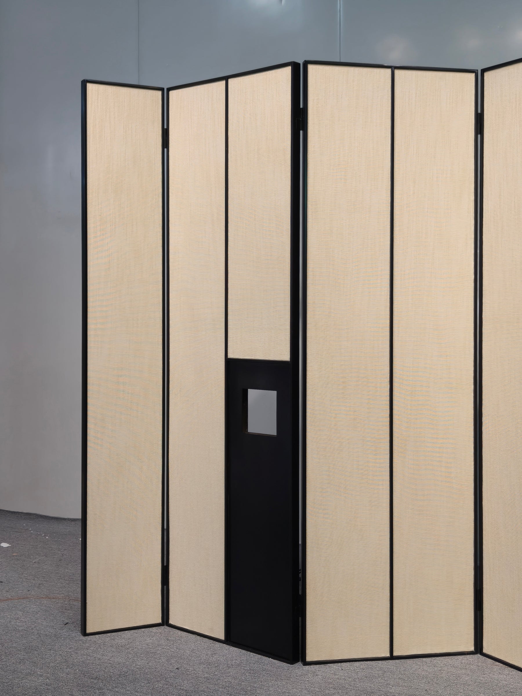 Minimal Modern-Finished Fabric Partition Screen