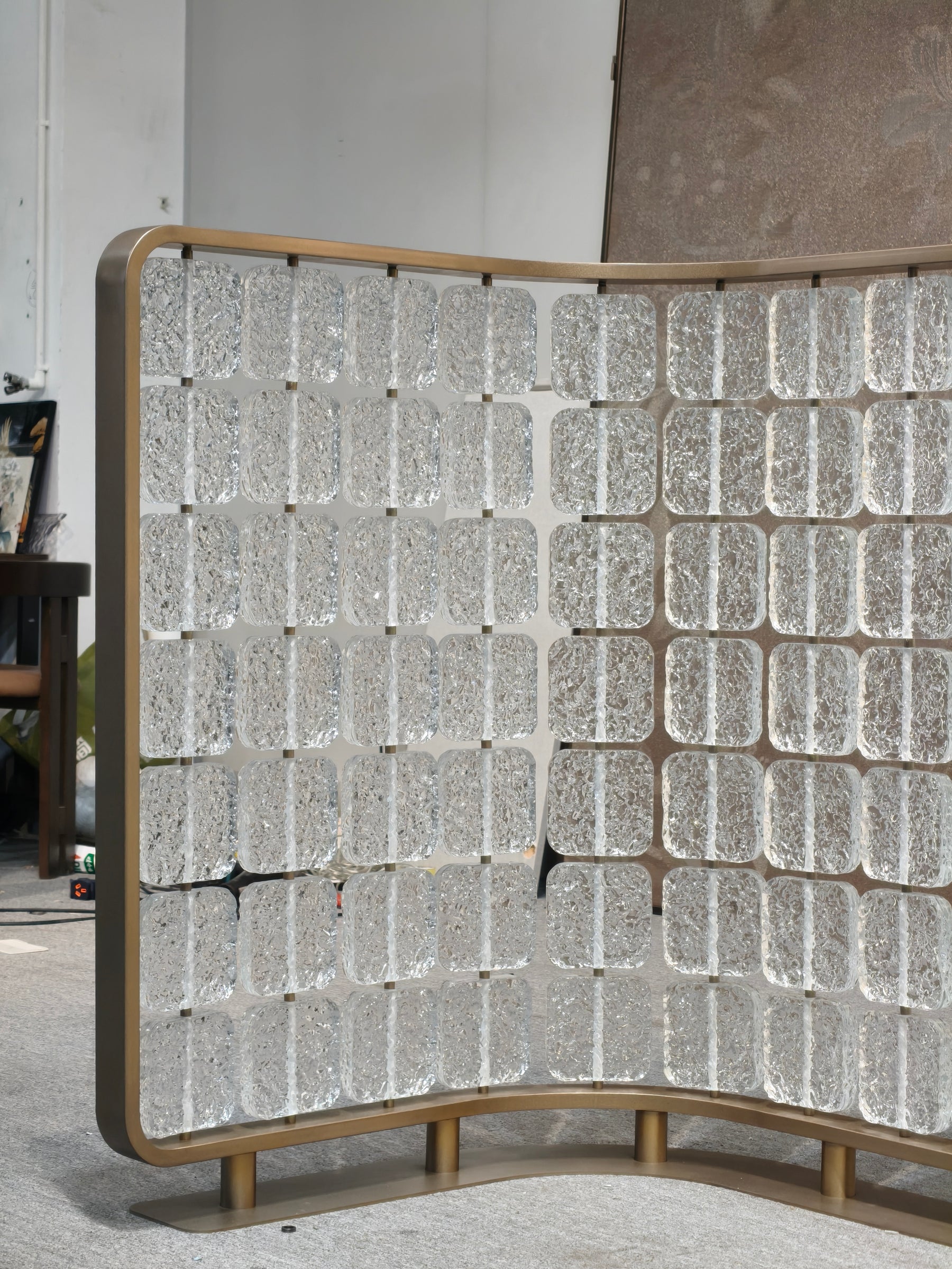 Modern Luxury-Textured Glass Screen