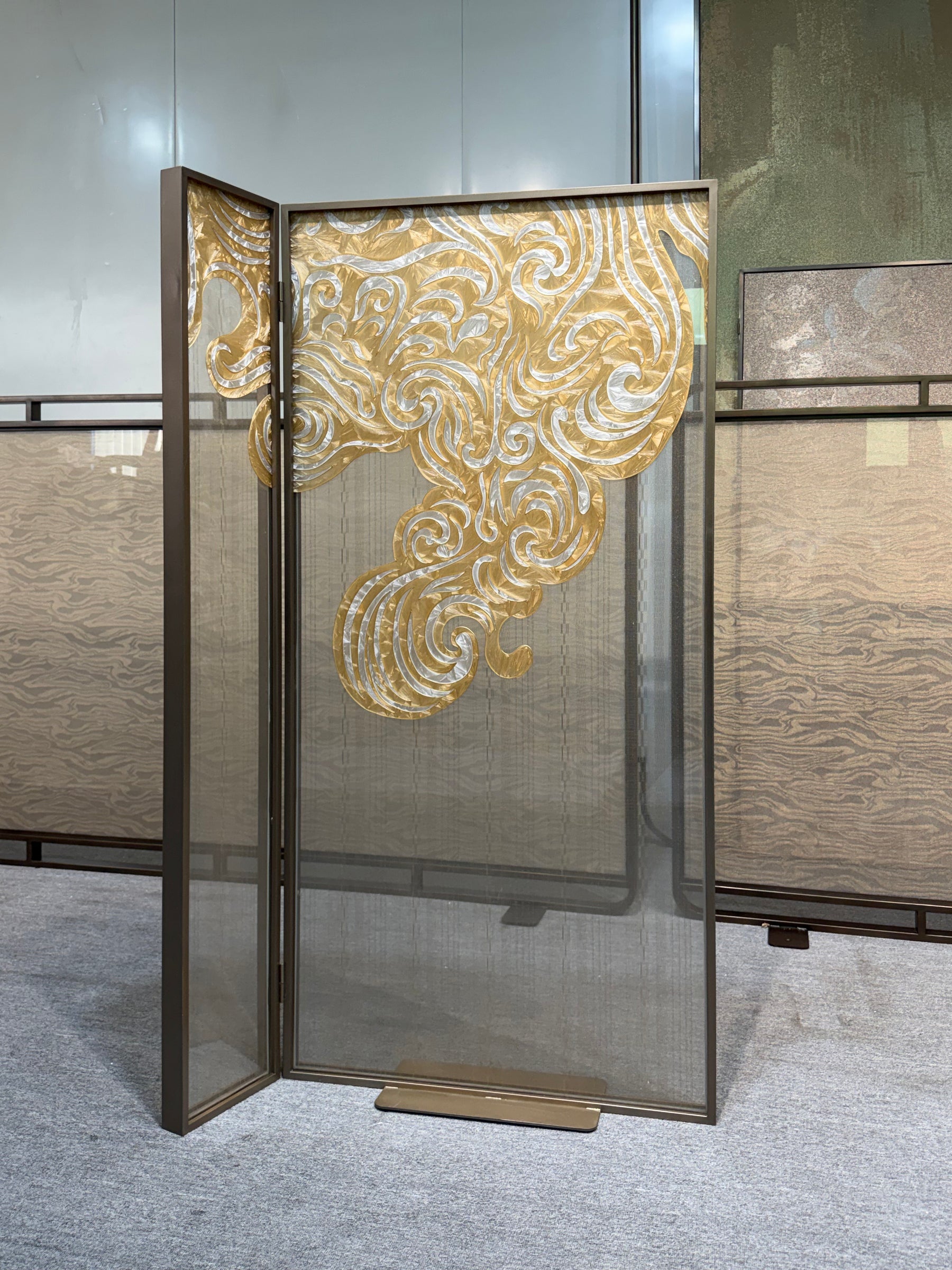 Modern Luxury-Handmade Enamel Colored Glass Screen