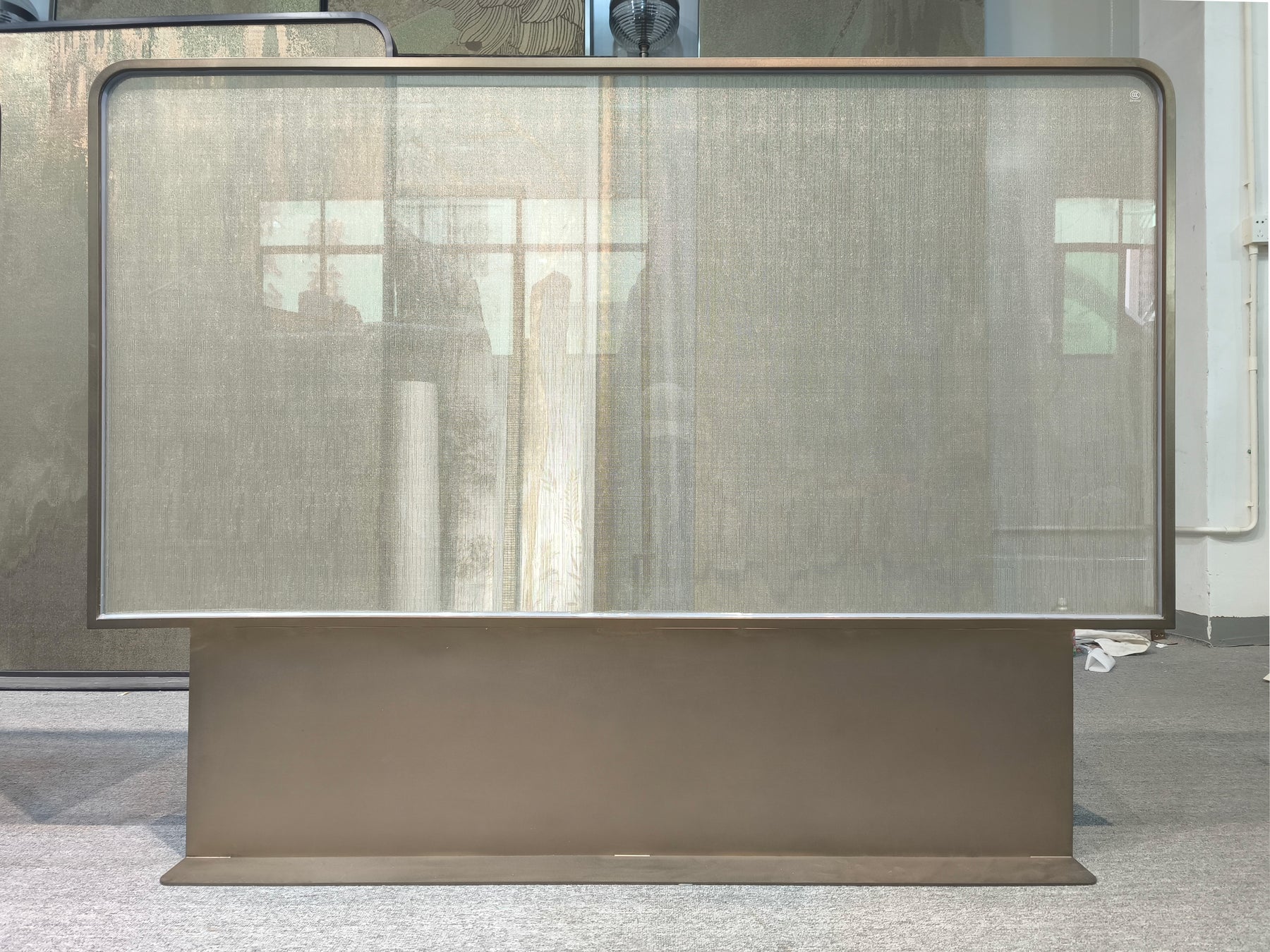 Modern Luxury- glass with metal wire screen