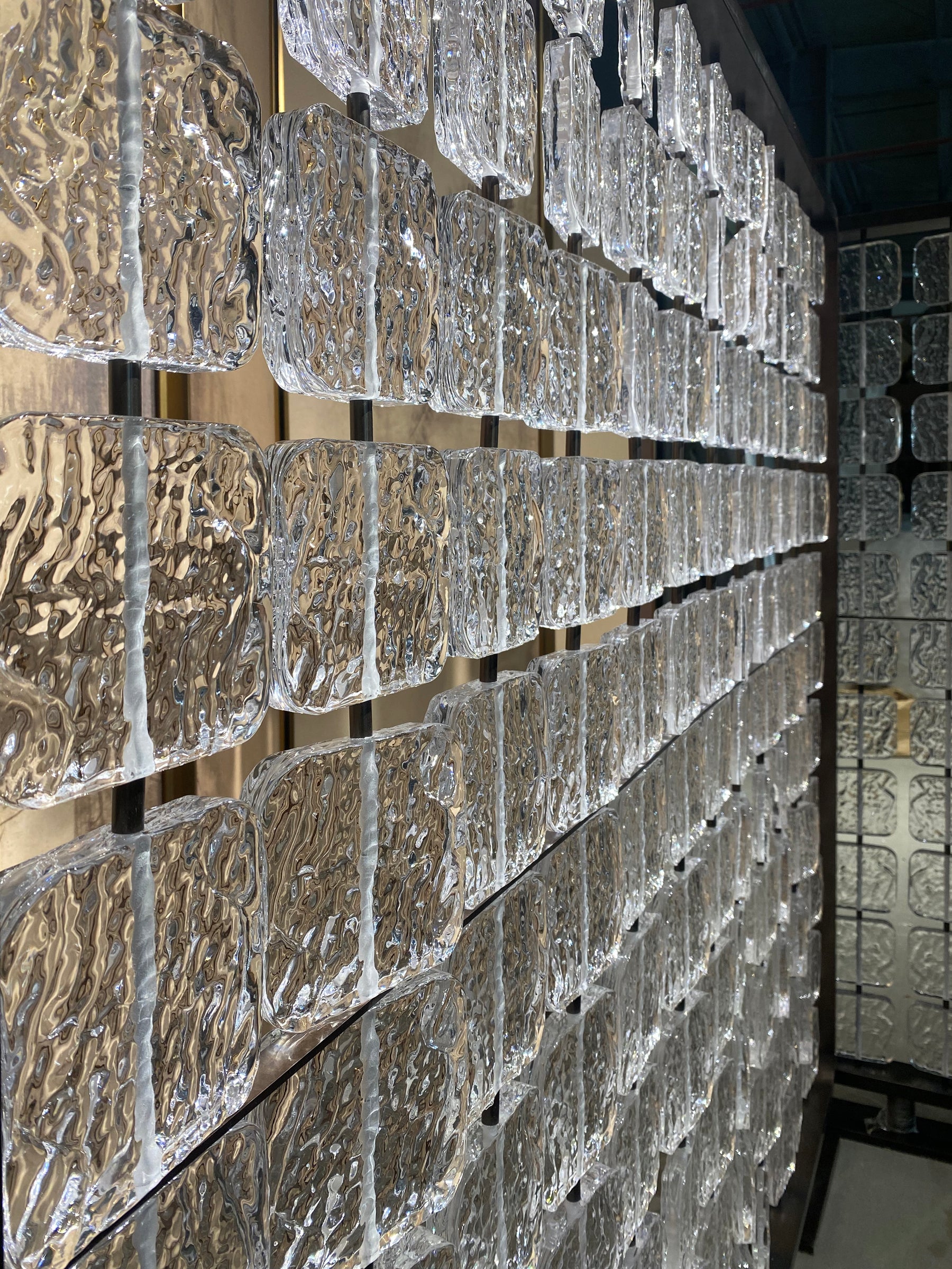 Modern Luxury-Textured Glass Screen