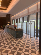 Modern Luxury-Hui-style Glass Screen